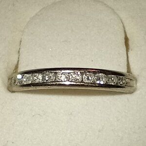 10Kt White Gold Quarter-Carat Comfort-fit Diamond Band